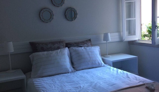 Romantic and renewed 1 Bedroom Apartamento in Avenida de Roma