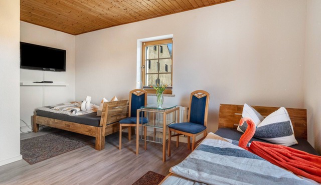 Room 'Gästezimmer 1' with Shared Terrace, Shared Garden and Wi-Fi
