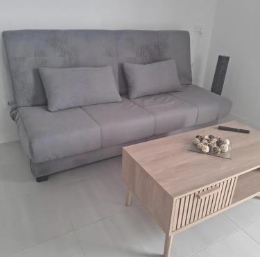 Rosa De Los James, A Place To Rest