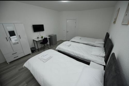 Royal Rooms 203