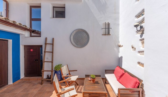 Rural House in Montejaque with Andalusian Patio, Fireplace and Multi-Purpose Room