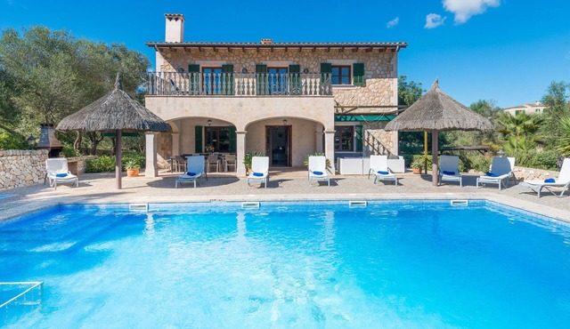 Rural Idyll Villa "Sa Sinia" with Pool