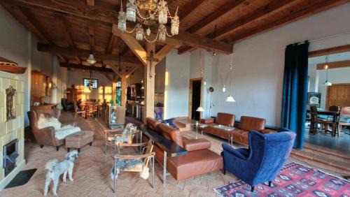 Scheunenloft Usedom-4, großzügige Familienoase, Hunde-freundlich mit riesigem Garten