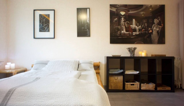 Single Apartment