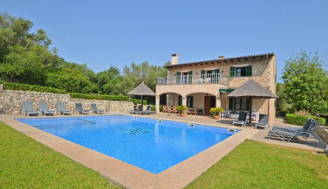 Sinia - Mallorcan house with private pool in Petra