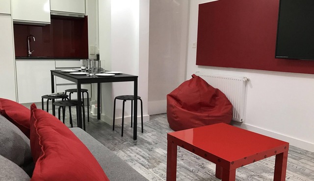 Smart Tech Plaza Apartment