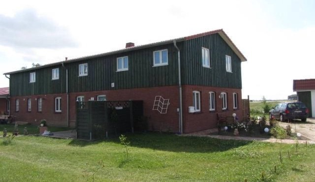 Sonnige Ferienwohnung in ländlicher Umgebung by Interhome