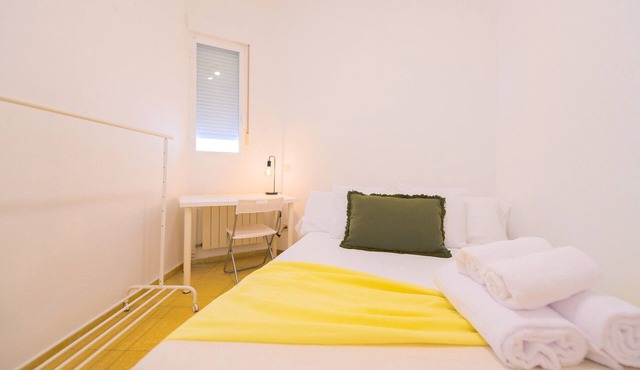 Spacious Family Apartment with 3 Bright Bedrooms