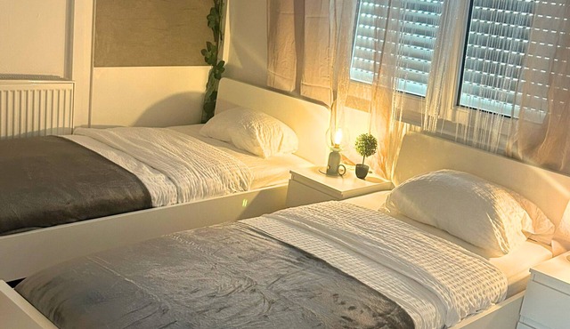 Stadtnahe Wohnung mit Küche - Ideal für Familien, Singles und Geschäftsreisende!