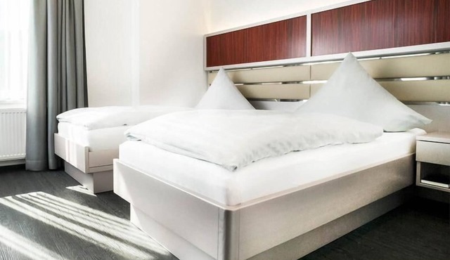 Standard room, with shower/WC, max. 2 persons