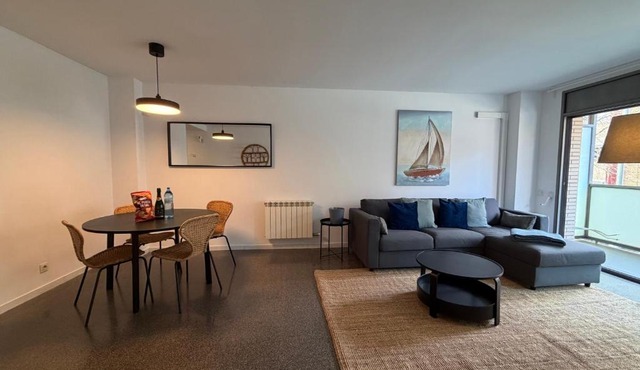 StayVNG Bright & Modern 2BR 111 l Centre Vilanova