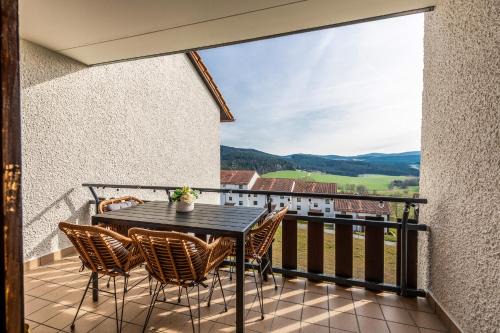 Stilvolle Auszeit I Balkon I Burgblick
