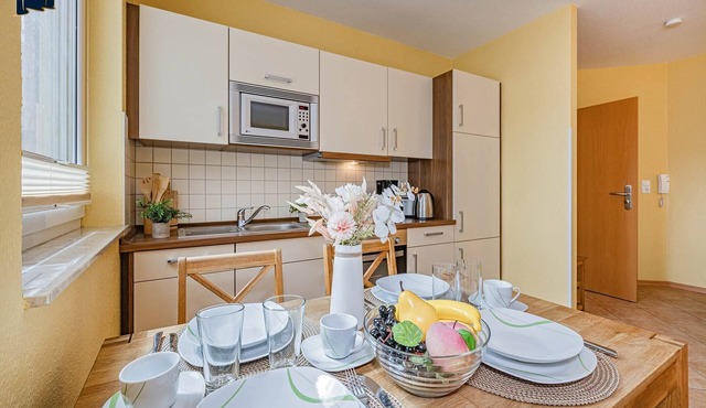 Strandnahe Ferienwohnung mit Balkon und Parkplatz