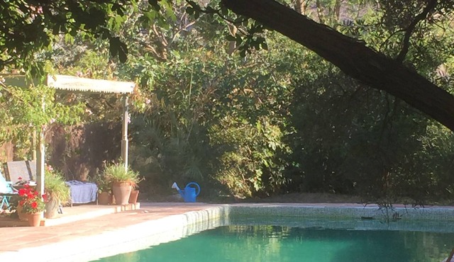 Stunning private garden + pool, spacious villa set around beautiful sun terrace