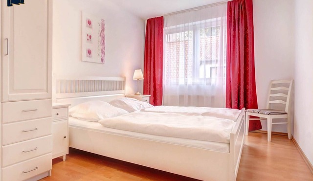 Stylish vacation apartment in Heringsdorf with balcony - only 100 m to the Baltic Sea beach