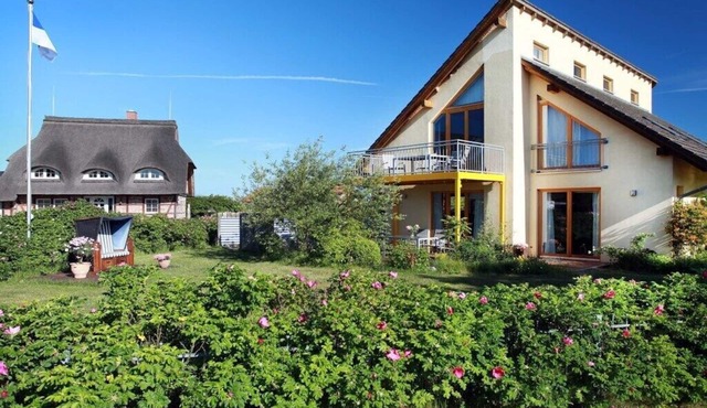 Sundeck (Beach House)