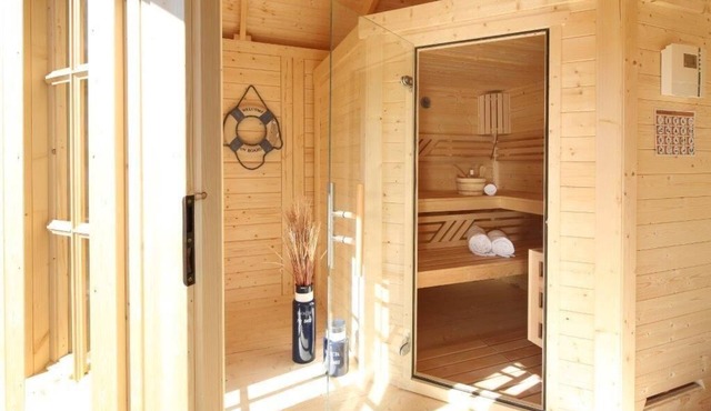 Sunflower holiday flat in Hohen Wieschendorf