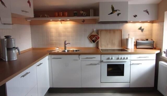 Sunny holiday apartment in rural surroundings
