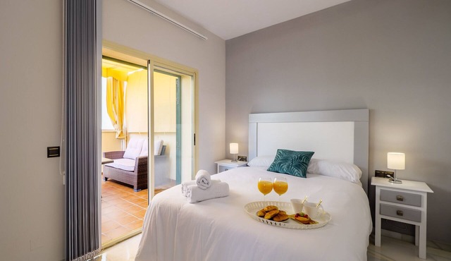 Sunset Malaga Apartments - LA ALCAZABA