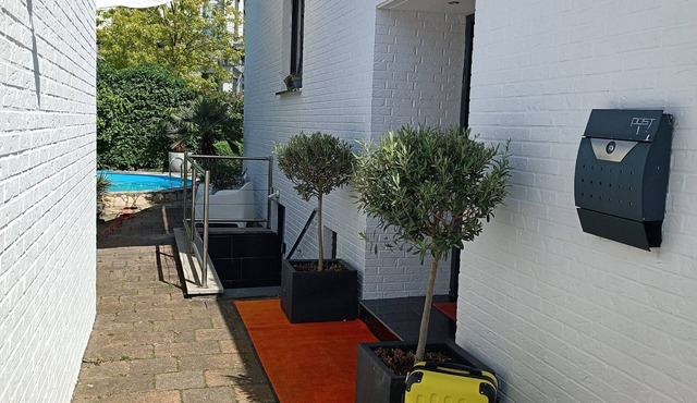 Svens-appartement die Alternative zum Hotel, Pool, Mediterraner Garten