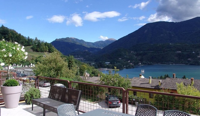 Terrace with super lake view