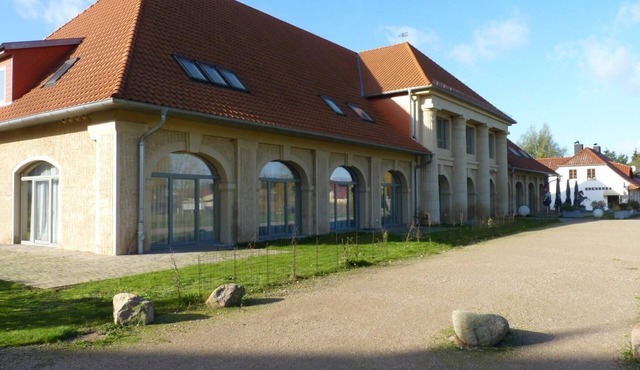 The Remise - Condé RE-10