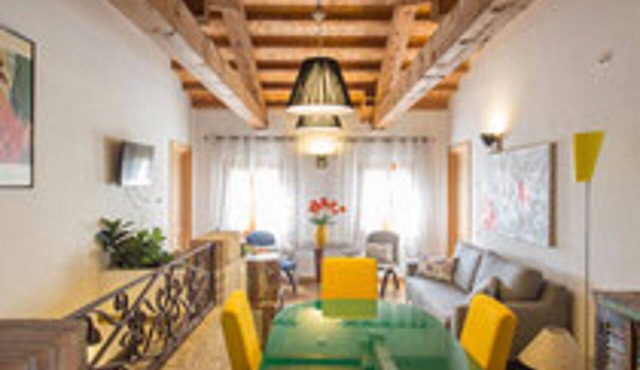 Third floor apartment