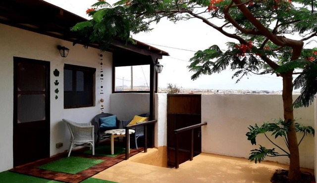 Tilama apartment, sea views.
