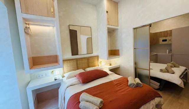 TOP Beddie & Brekkie Barrio Salamanca