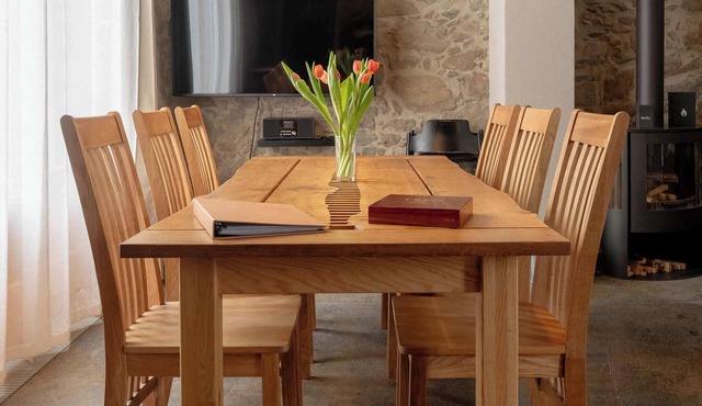 Two-storey accommodation with terrace and fireplace – last minute