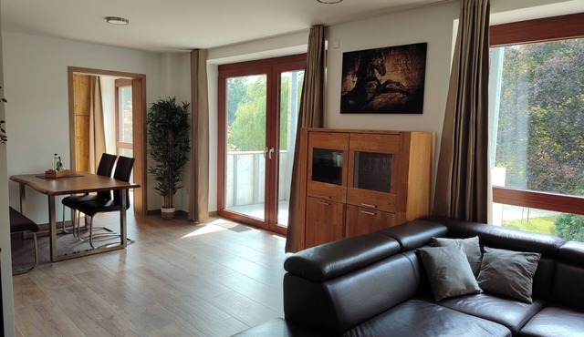 Unique "Seeblick" vacation apartment located directly on the lake