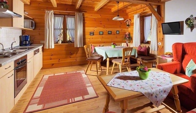 Untersberg Vacation Rental for 2–5 people, approx. 60 m², 2 bedrooms, kitchen-living room, bathroom