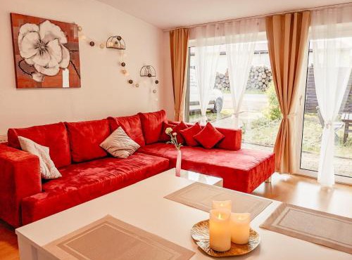 Urlaubsmagie - Ferienwohnung Waldweg - mit Grill, Terrasse & saisonalem Pool - W5