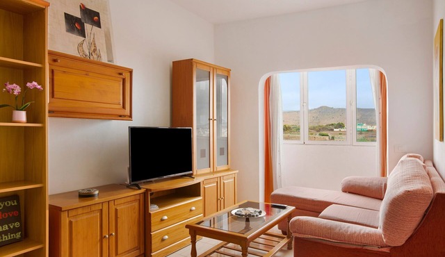 Vacation Home 'Casa Ferro' with Mountain View, Balcony & Wi-Fi