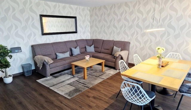 Vacation apartment/apartment for 6 guests with 94m² in Hohen Wieschendorf (301644)