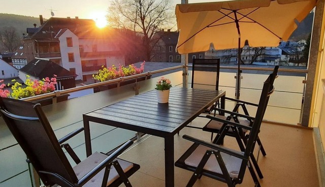 Vacation apartment, 3 bedrooms, 2 bathrooms, balcony - Ferienhaus Büttner