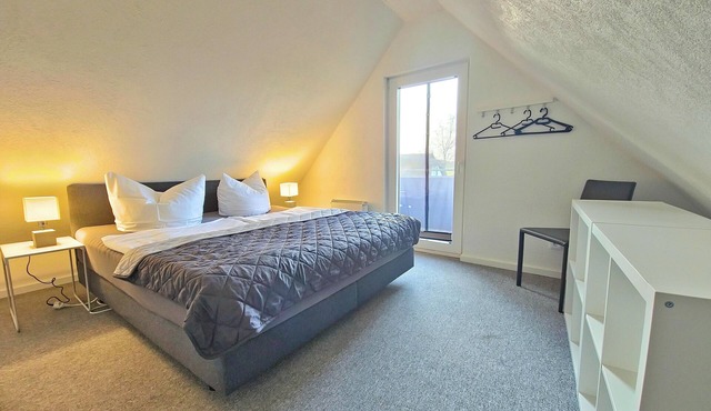 Vacation apartment 2 - Achterwasser: Comfort with balcony, terrace & water view