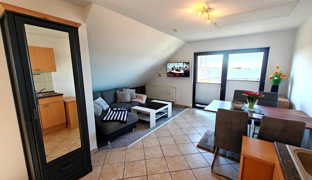 Vacation apartment 2 - Holiday home Renz - Achterwasserblick in Neppermin