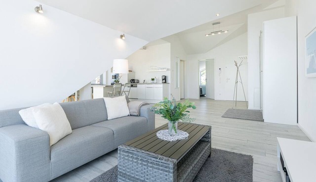 Vacation apartment/apartment for 2 guests with 76m² in Heikendorf (294582)
