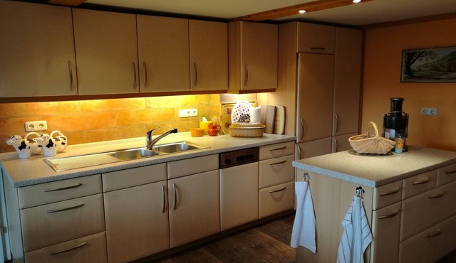 Vacation apartment/apartment for 4 guests with 95m² in Fröhnd (89654)