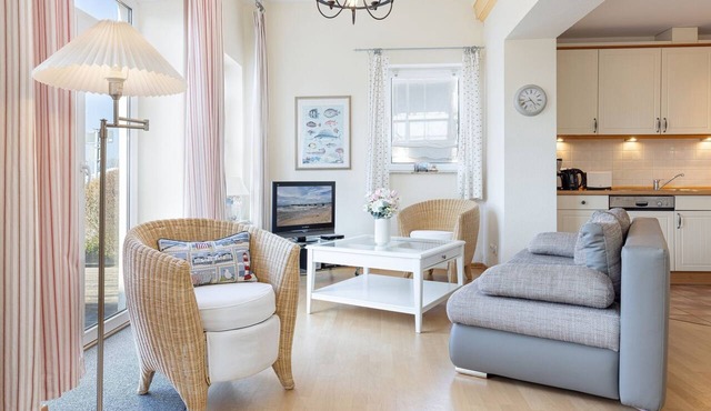 Vacation apartment/apartment for 4 guests with 58m² in Laboe (294451)