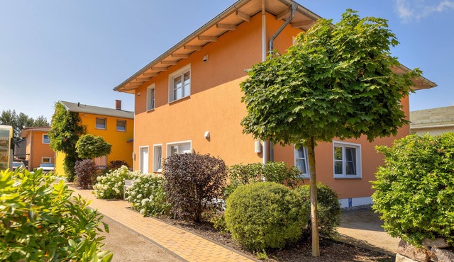 Vacation home 46/1 with private sauna, fireplace, 4 bedrooms approx. 500m from the beach