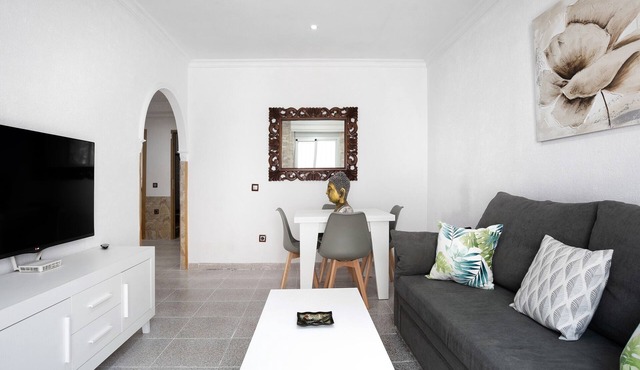 Vacation Home "Casa Unifamiliar Rio Barbate" with Private Terrace, A/C & Wi-Fi