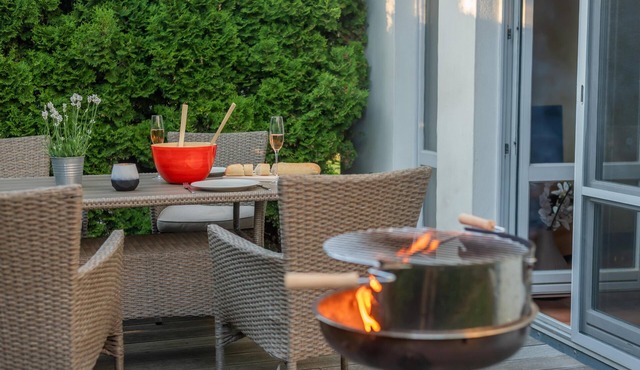 Vacation home "Lavendel" with sauna, fireplace & terrace - quiet location for 4 people