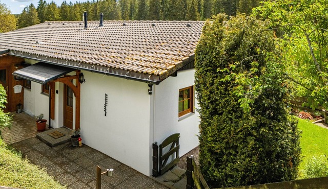 Vacation Home "Schwarzwaldliebe" with Private Terrace, Private Garden & Wi-Fi