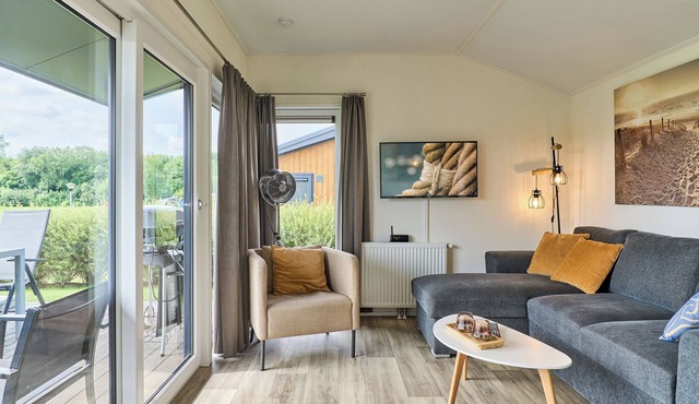 Vacation home Seehuus 16 on the lake with terrace and modern facilities