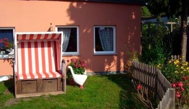 Vacation Rental/Apartment for 2 Guests, 40 m², in Rendsburg (3116)