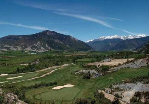 VALLE DE TENA - GOLF & RELAX - ESQUI - PIRINEO de HUESCA