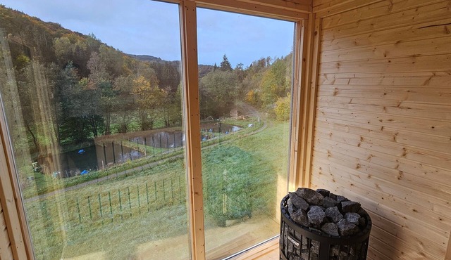 Valley chalet with sauna and mountain views
