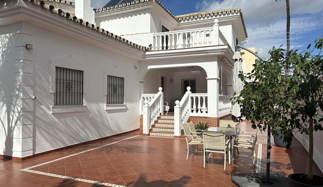 Villa Celia. Torremolinos. Magnificent villa with heated pool